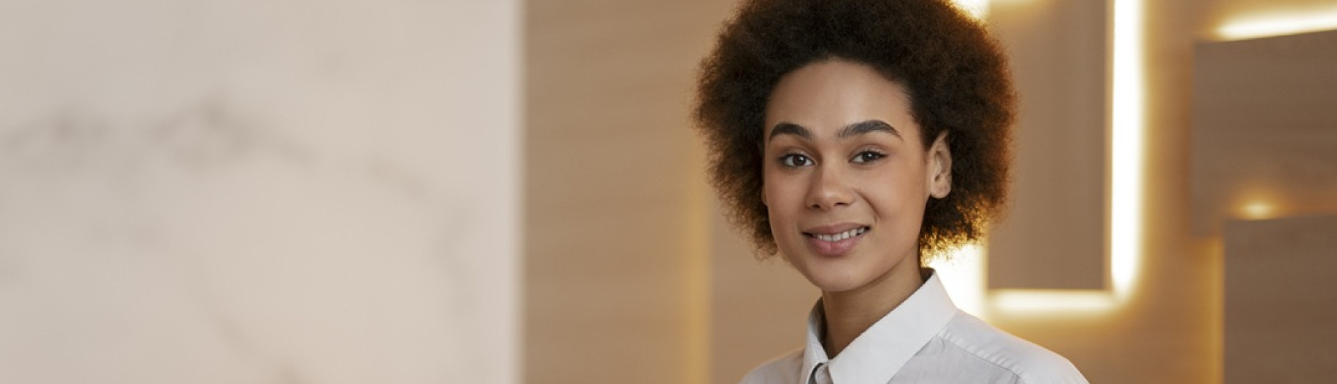 Empreendedor Inovação Tablet Internet Computador Tecnologia Mulher Negra Foto: Freepik