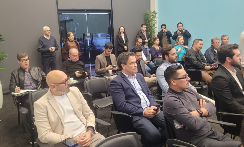 Diretoria executiva do Sebrae/SC reúne lideranças em Joinville